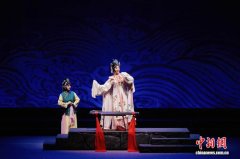 青海京剧团首次以完整剧目《楼台断琴》巡演 展示“西部京剧”魅力